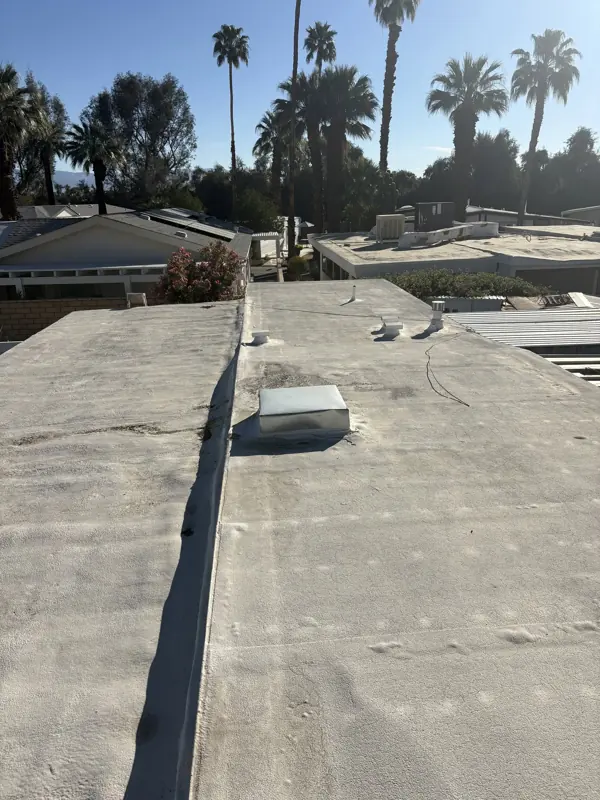 Mobile home flat roof before painting